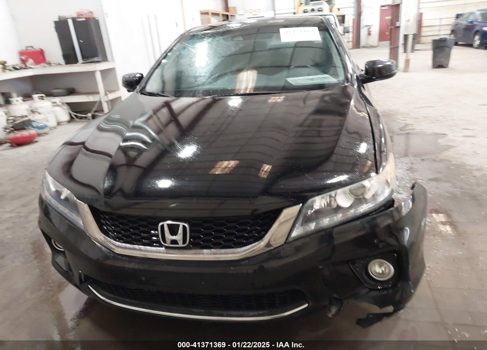 2013 HONDA ACCORD VIN: 1HGCT2A83DA002833