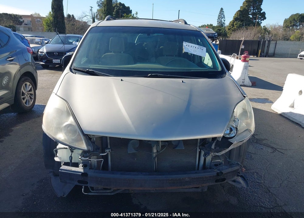 2010 TOYOTA SIENNA VIN: 5TDKK4CC8AS289630