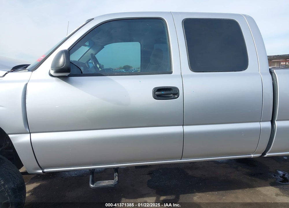 2005 CHEVROLET SILVERADO 1500 LS VIN: 1GCEK19BX5Z346120