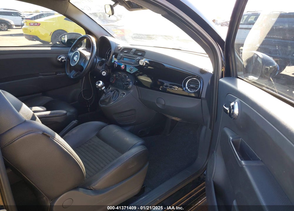 2015 FIAT 500 VIN: 3C3CFFBR8FT741510
