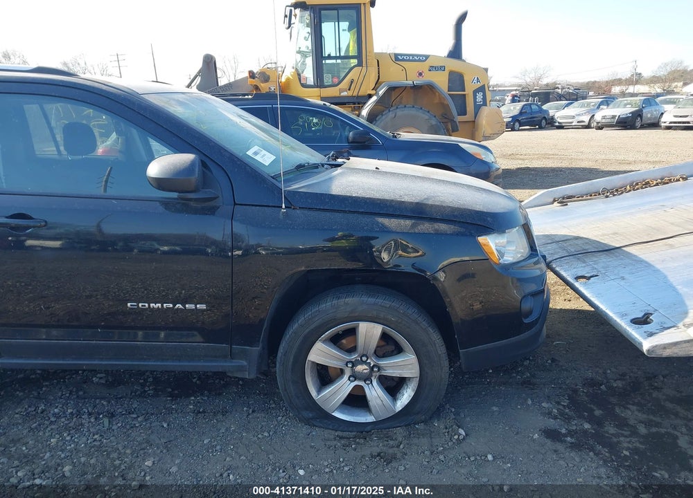 2012 JEEP COMPASS VIN: 1C4NJDEB3CD514359