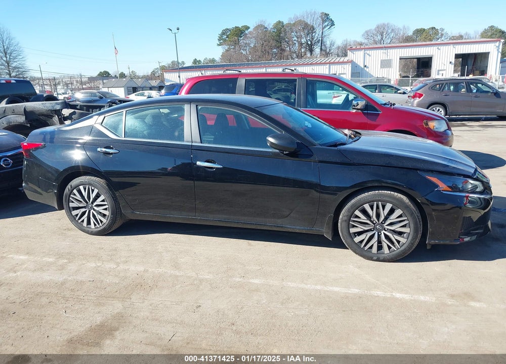2024 NISSAN ALTIMA SV FWD VIN: 1N4BL4DV7RN417067