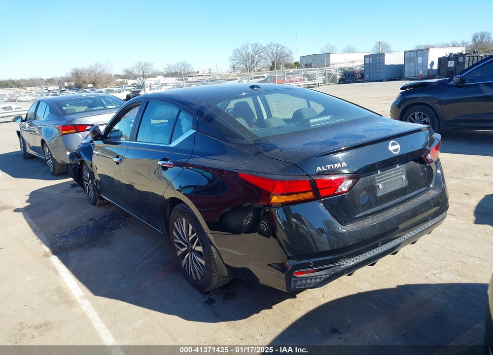 2024 NISSAN ALTIMA SV FWD VIN: 1N4BL4DV7RN417067