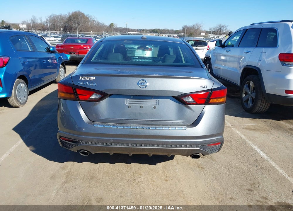 2021 NISSAN ALTIMA SR FWD VIN: 1N4BL4CV3MN318272