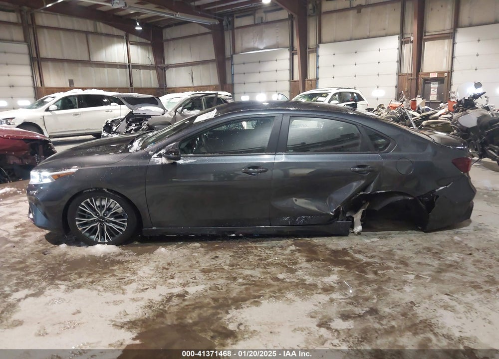 2023 KIA FORTE VIN: 3KPF54AD4PE672567