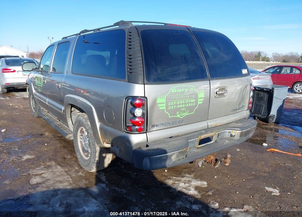 2001 CHEVROLET SUBURBAN 1500 LT VIN: 3GNFK16T51G152095