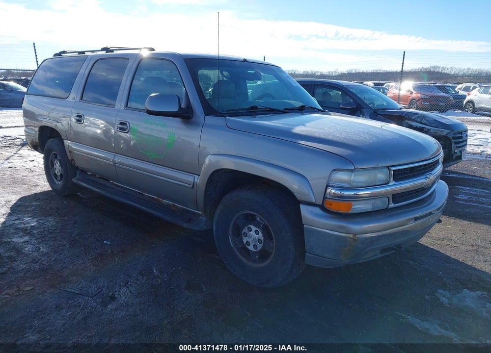 2001 CHEVROLET SUBURBAN 1500 LT VIN: 3GNFK16T51G152095