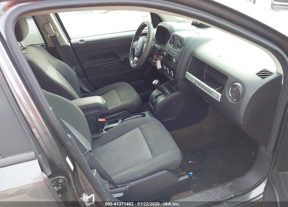 2016 JEEP COMPASS SPORT VIN: 1C4NJCBB8GD774700