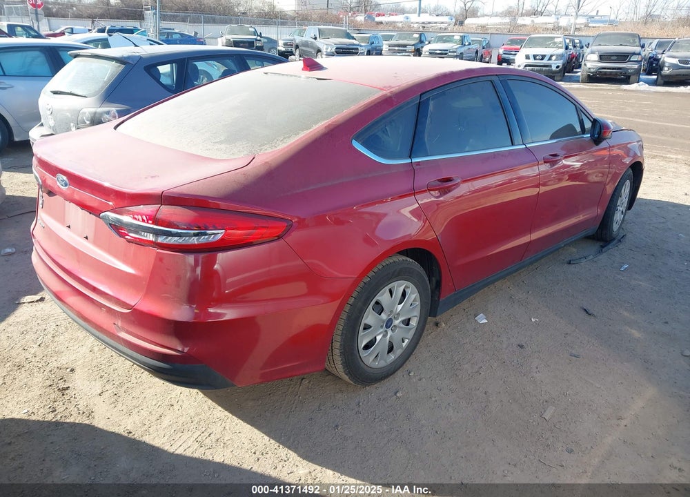 2020 FORD FUSION VIN: 3FA6P0G72LR218587