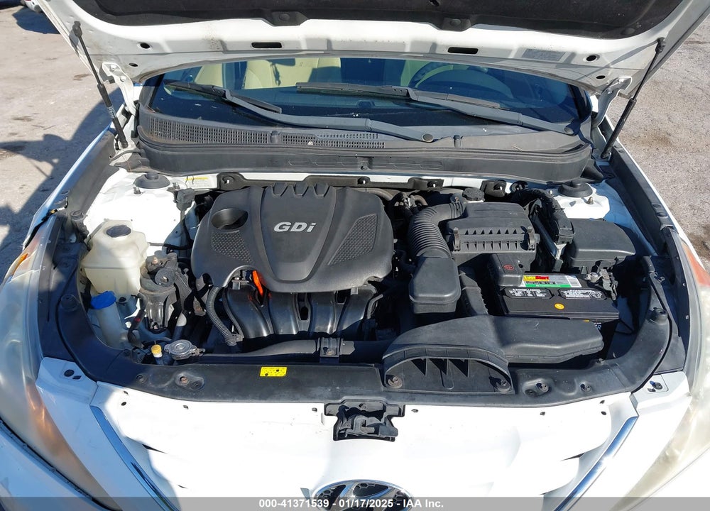 2011 HYUNDAI SONATA VIN: 5NPEB4AC3BH244019