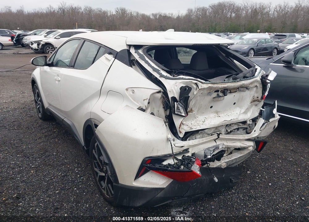2018 TOYOTA C-HR XLE PREMIUM VIN: NMTKHMBX2JR048440