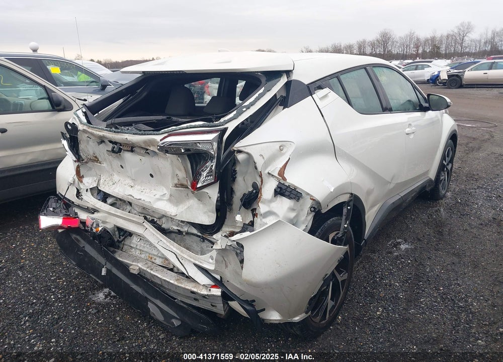 2018 TOYOTA C-HR XLE PREMIUM VIN: NMTKHMBX2JR048440