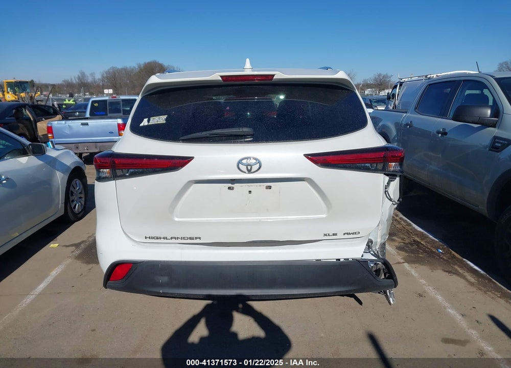 2020 TOYOTA HIGHLANDER XLE VIN: 5TDGZRBH3LS505950