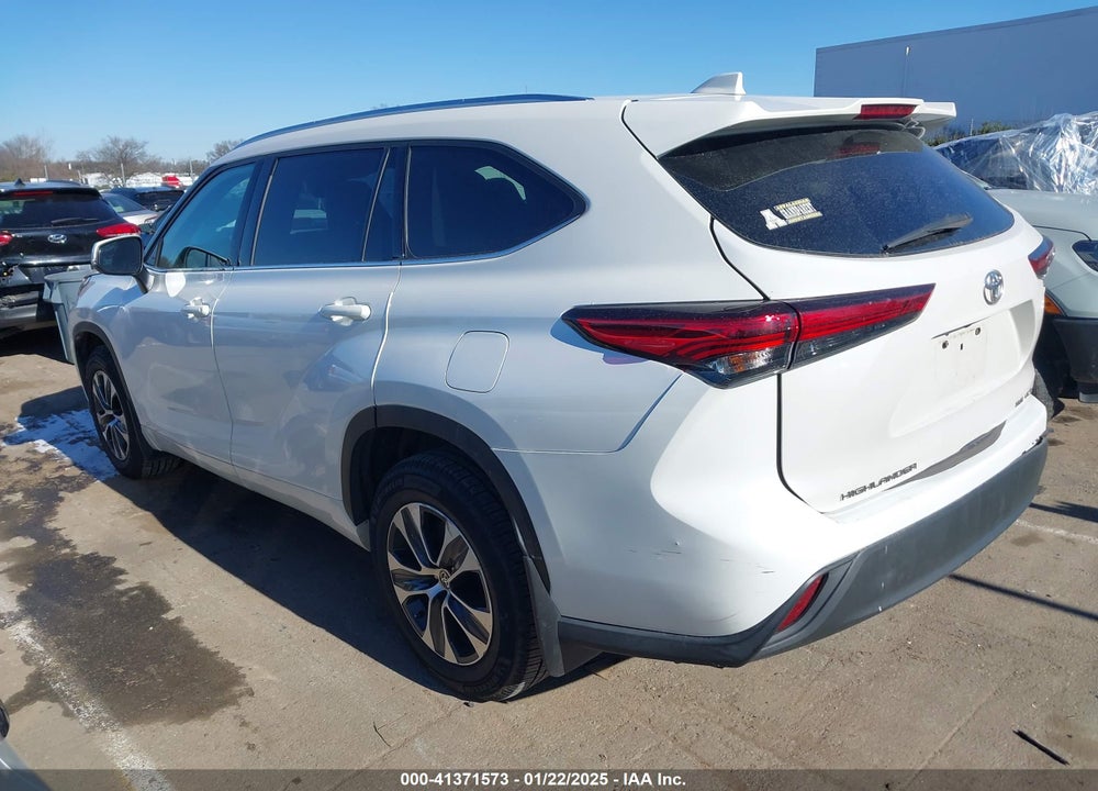 2020 TOYOTA HIGHLANDER XLE VIN: 5TDGZRBH3LS505950