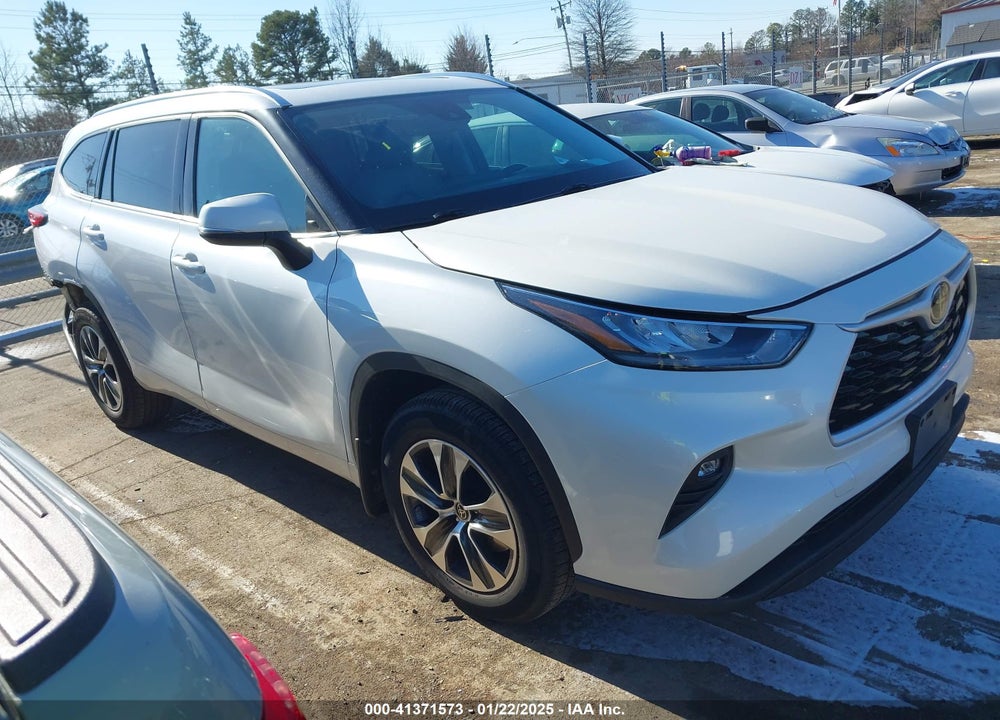 2020 TOYOTA HIGHLANDER XLE VIN: 5TDGZRBH3LS505950