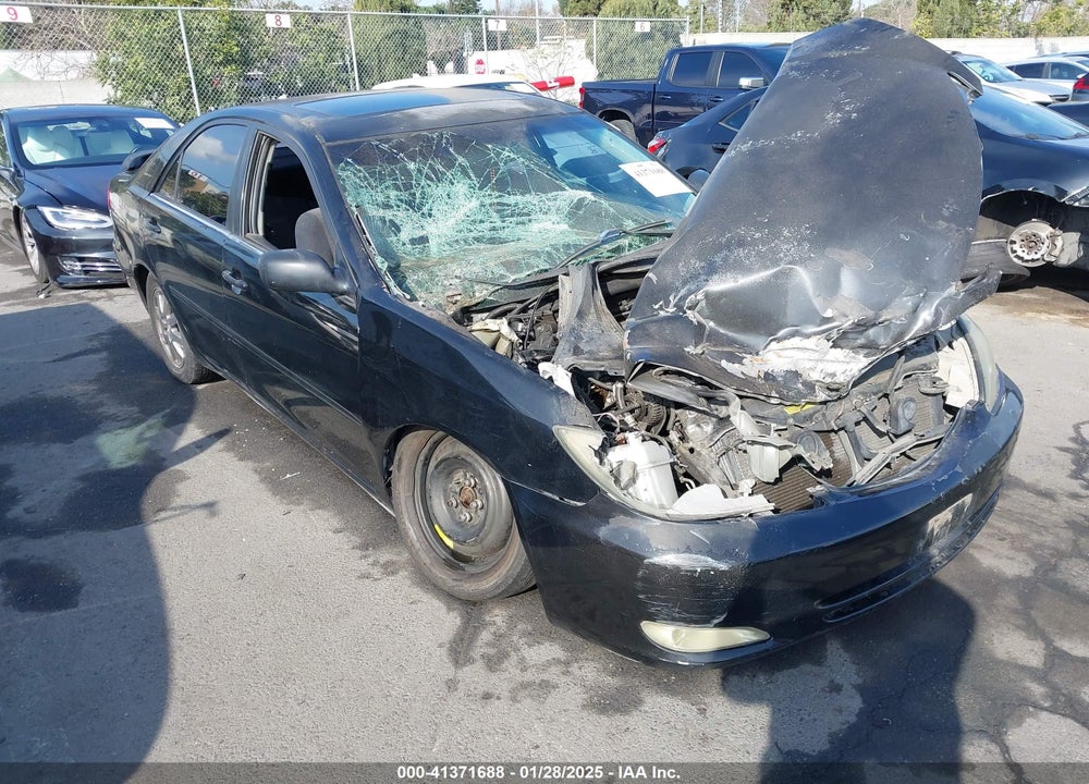 2004 TOYOTA CAMRY SE VIN: 4T1BE32K04U288087