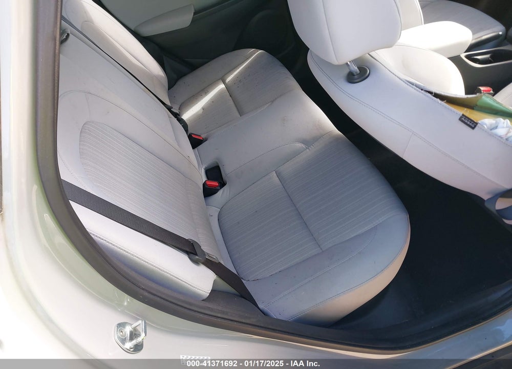 2022 HYUNDAI KONA SEL VIN: KM8K62AB5NU926912