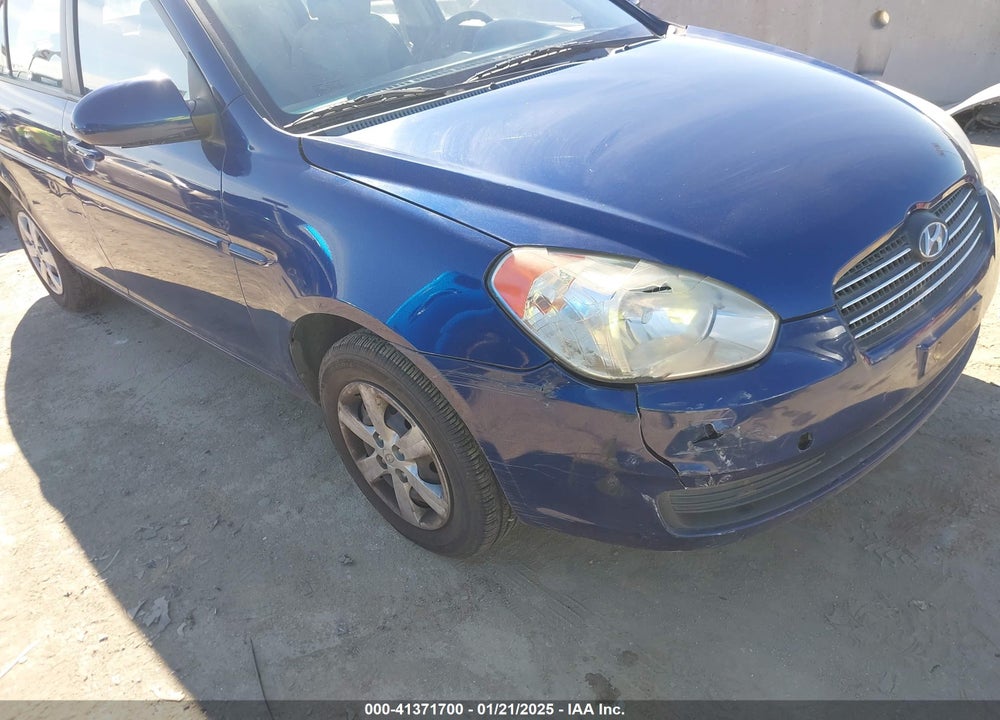 2009 HYUNDAI ACCENT GLS VIN: KMHCN46CX9U285217