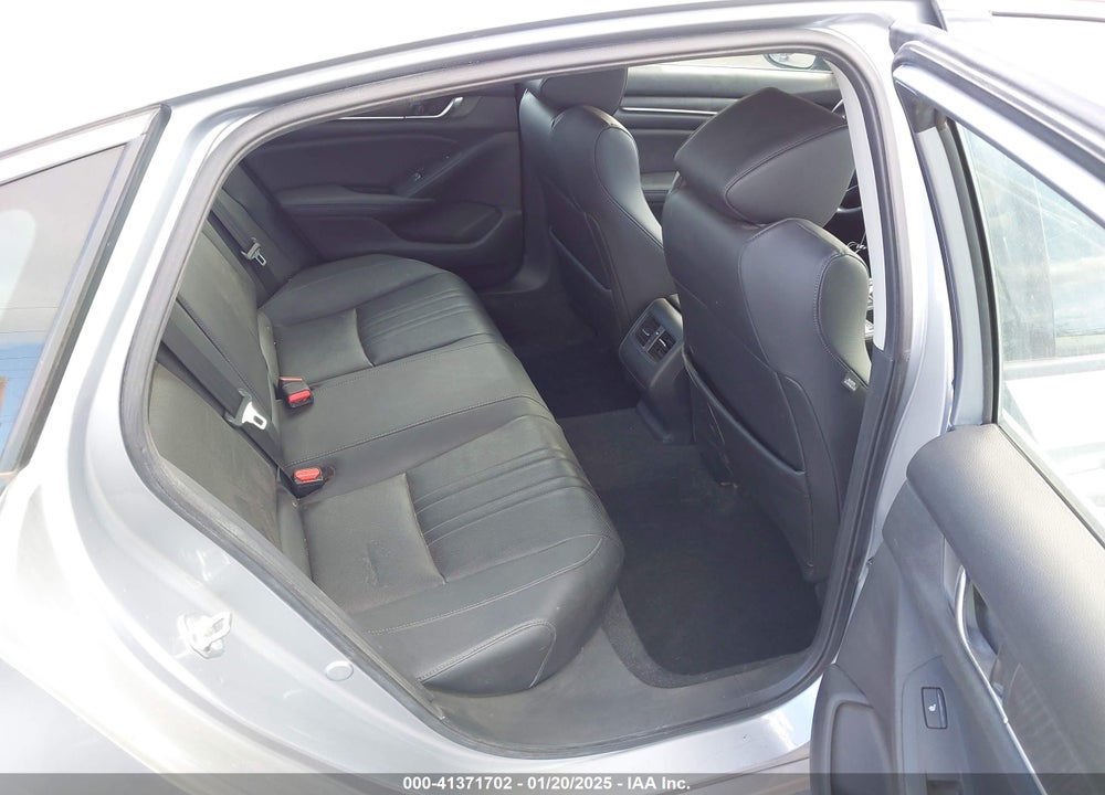 2020 HONDA ACCORD HYBRID TOURING VIN: 1HGCV3F98LA005520