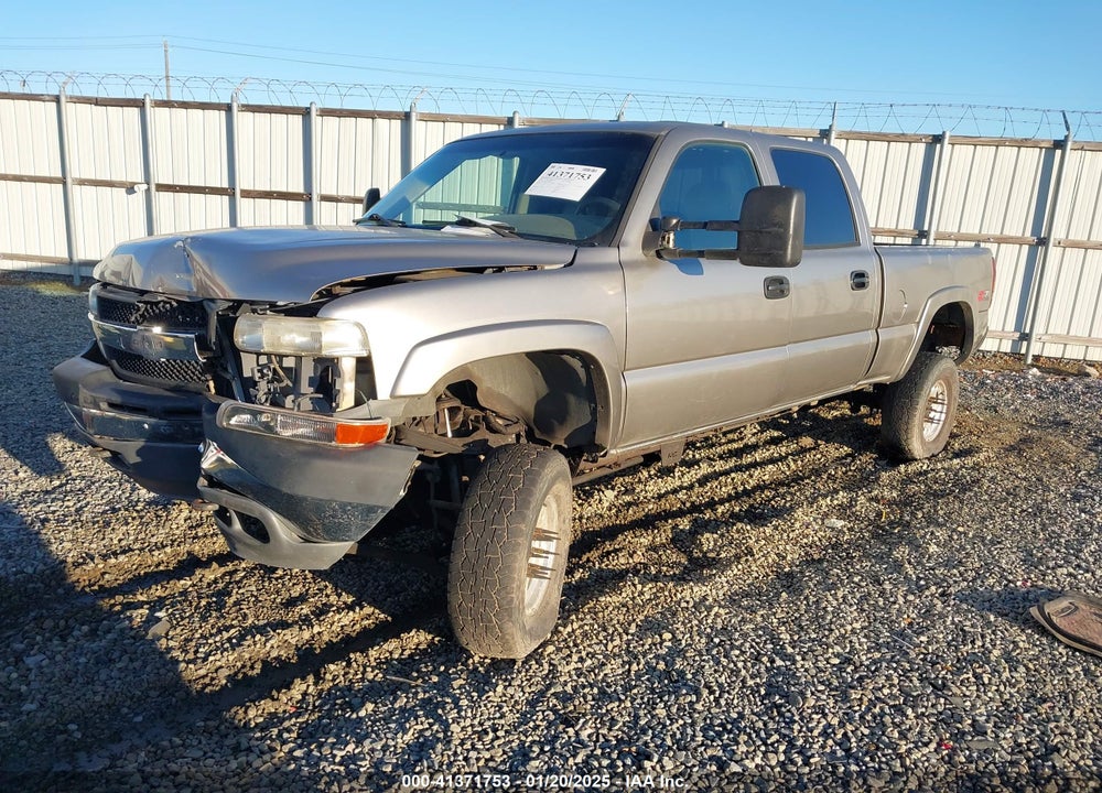 2002 CHEVROLET SILVERADO 2500HD LS VIN: 1GCHK23132F143019