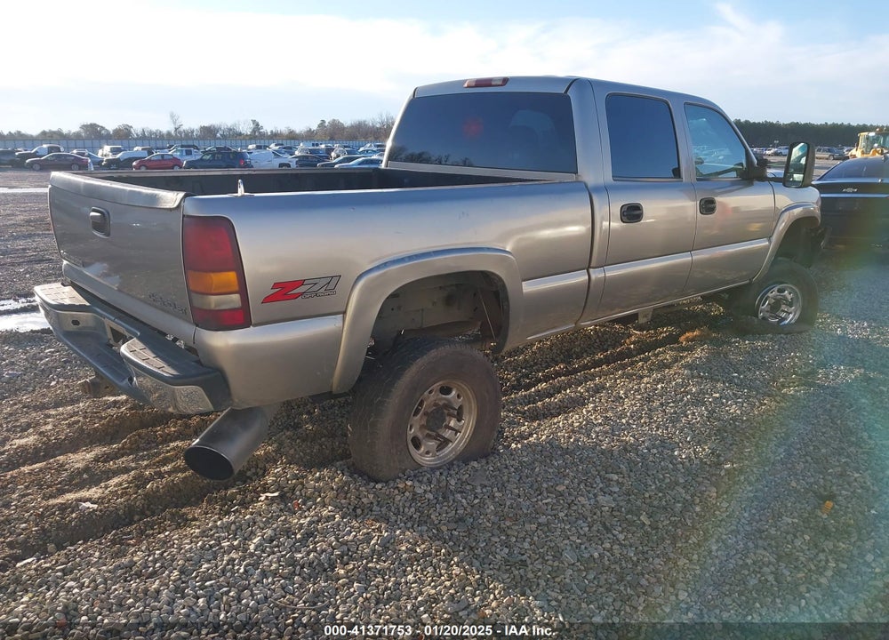 2002 CHEVROLET SILVERADO 2500HD LS VIN: 1GCHK23132F143019