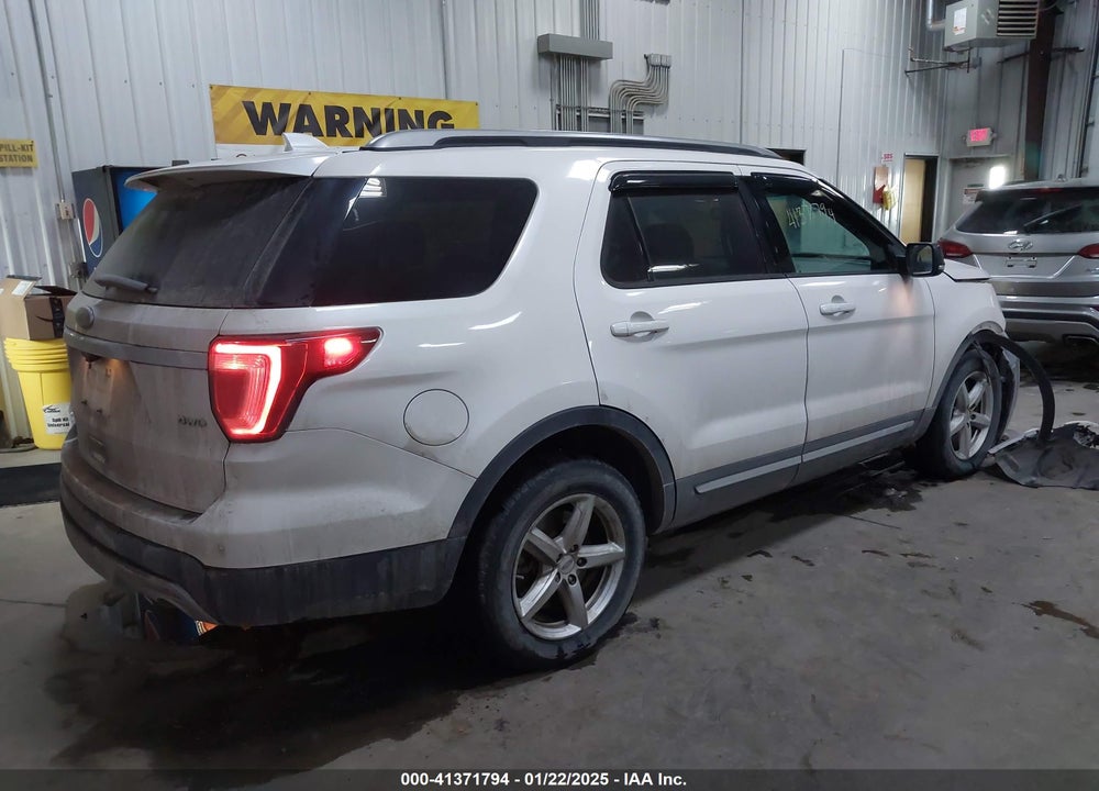 2016 FORD EXPLORER XLT VIN: 1FM5K8D85GGC10380