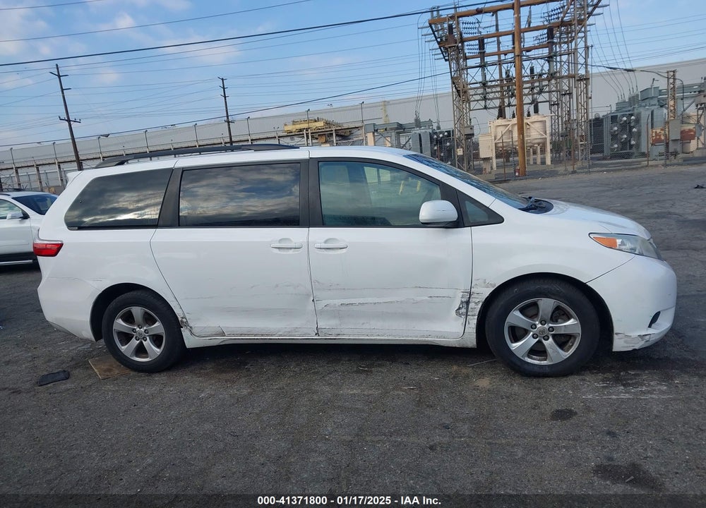 2016 TOYOTA SIENNA VIN: 5TDKK3DC8GS738774