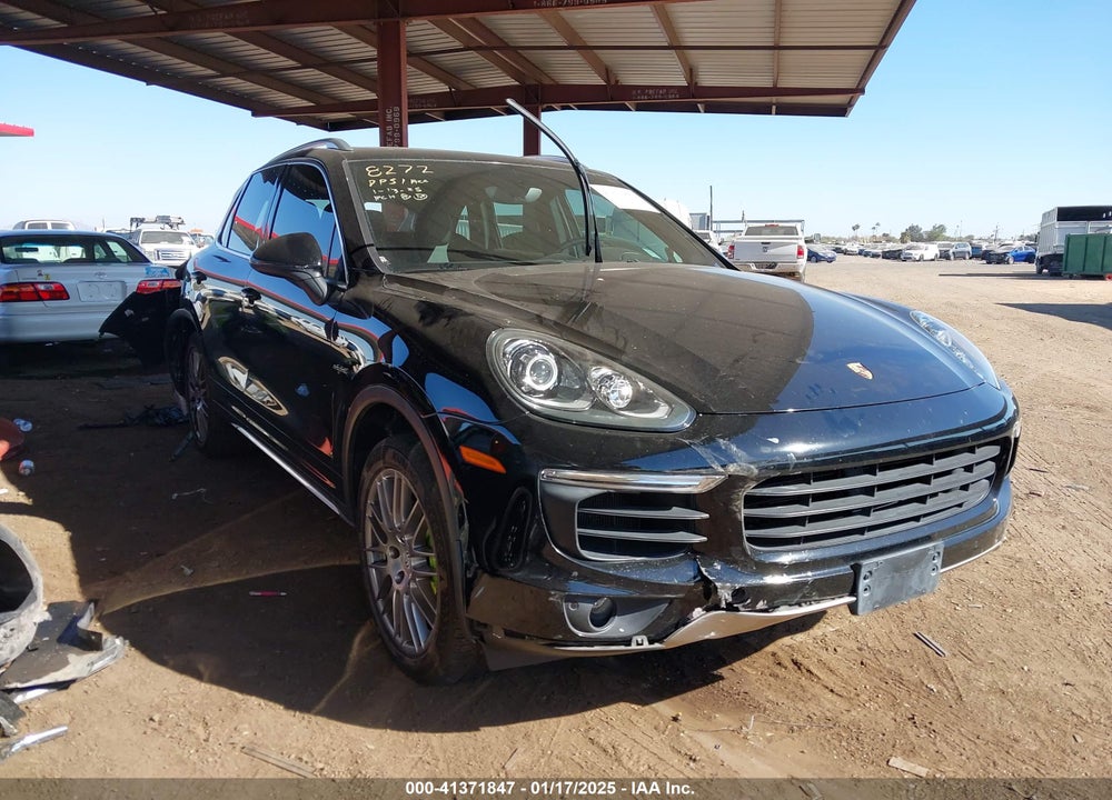 2016 PORSCHE CAYENNE E-HYBRID S VIN: WP1AE2A24GLA17229