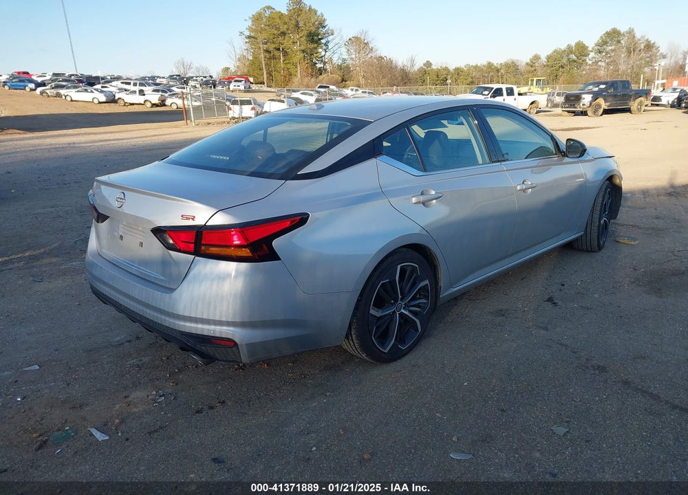 2024 NISSAN ALTIMA SR FWD VIN: 1N4BL4CV8RN362663