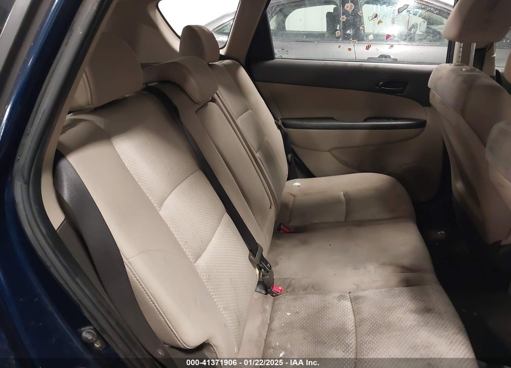 2011 HYUNDAI ELANTRA TOURING VIN: KMHDB8AE3BU113680