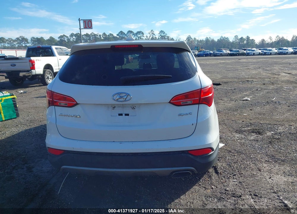 2014 HYUNDAI SANTA FE SPORT 2.4L VIN: 5XYZT3LB8EG201613