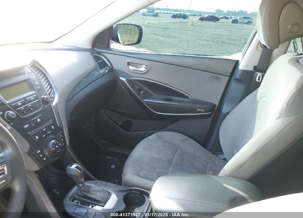 2014 HYUNDAI SANTA FE SPORT 2.4L VIN: 5XYZT3LB8EG201613