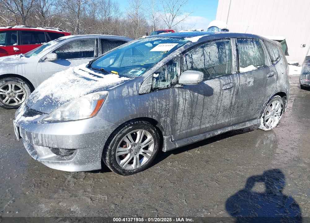 2009 HONDA FIT SPORT VIN: JHMGE88409S048202