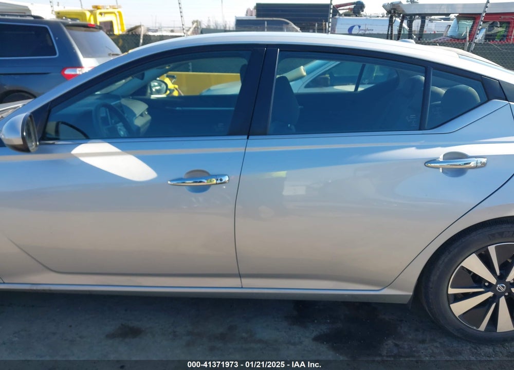 2021 NISSAN ALTIMA VIN: 1N4BL4DVXMN333642