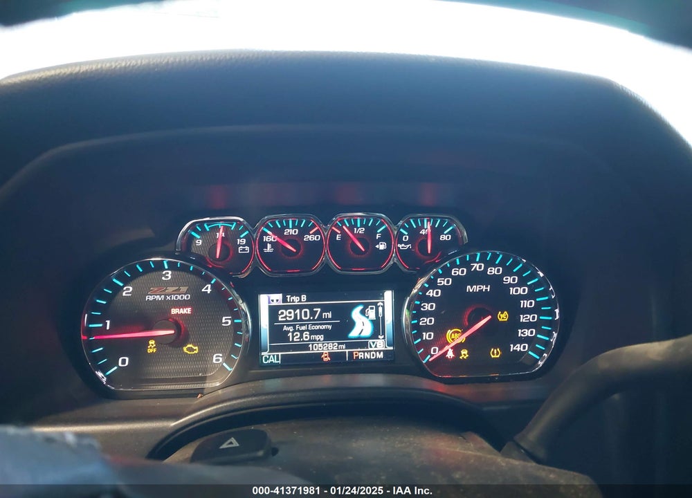2016 CHEVROLET SILVERADO 1500 2LT VIN: 3GCUKREC1GG155892