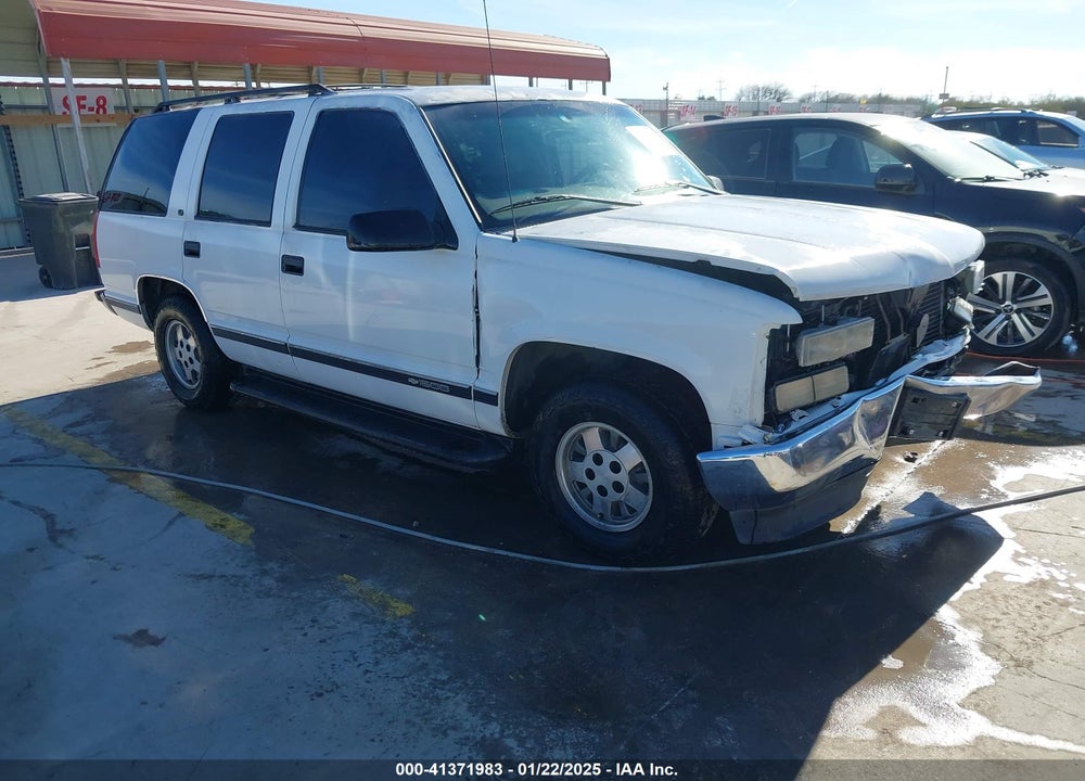 1997 CHEVROLET TAHOE LS VIN: 1GNEC13R6VJ373453