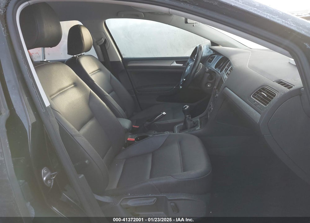 2015 VOLKSWAGEN GOLF TDI S 4-DOOR VIN: 3VWRA7AU0FM013171