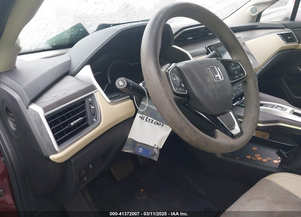 2018 HONDA CLARITY PLUG-IN HYBRID VIN: JHMZC5F19JC013954