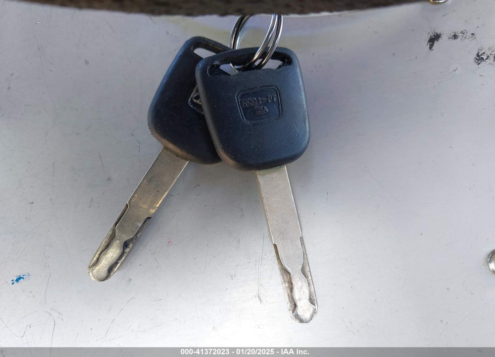 2004 HONDA CIVIC VP VIN: 2HGES16314H562631