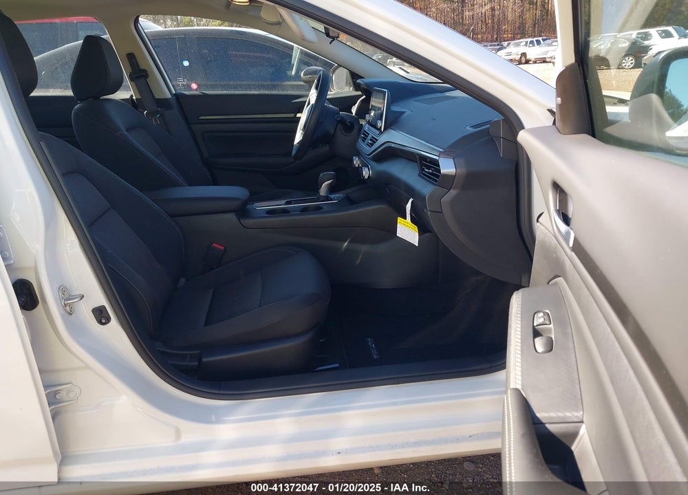 2025 NISSAN ALTIMA SV AWD VIN: 1N4BL4DW1SN353459