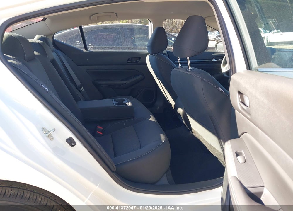 2025 NISSAN ALTIMA SV AWD VIN: 1N4BL4DW1SN353459