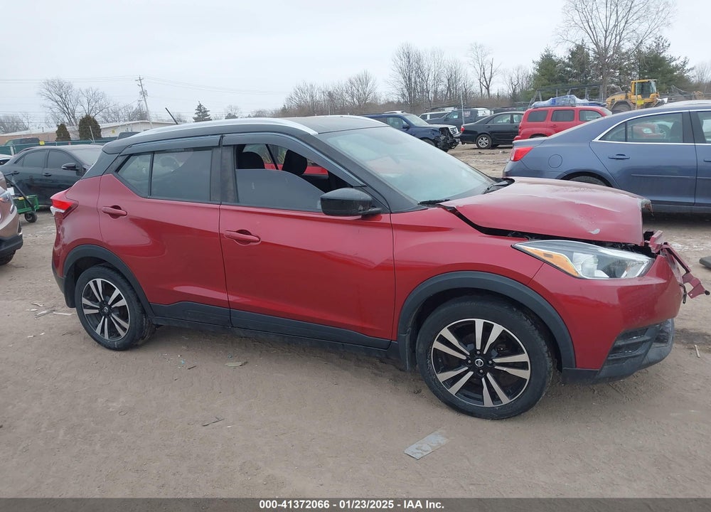 2019 NISSAN KICKS SV VIN: 3N1CP5CU6KL533774