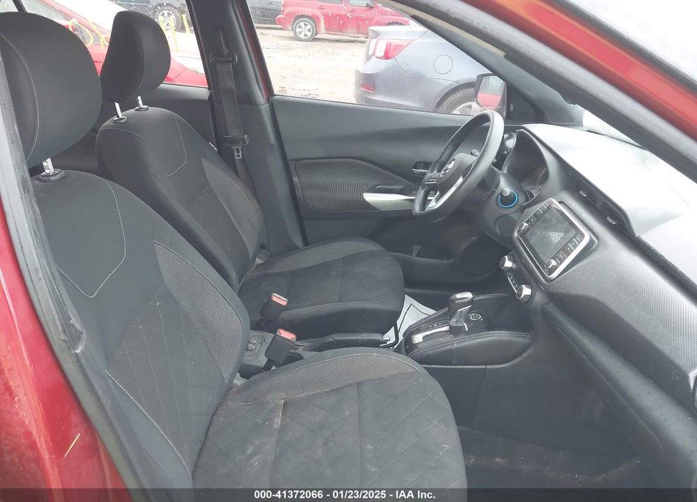 2019 NISSAN KICKS SV VIN: 3N1CP5CU6KL533774