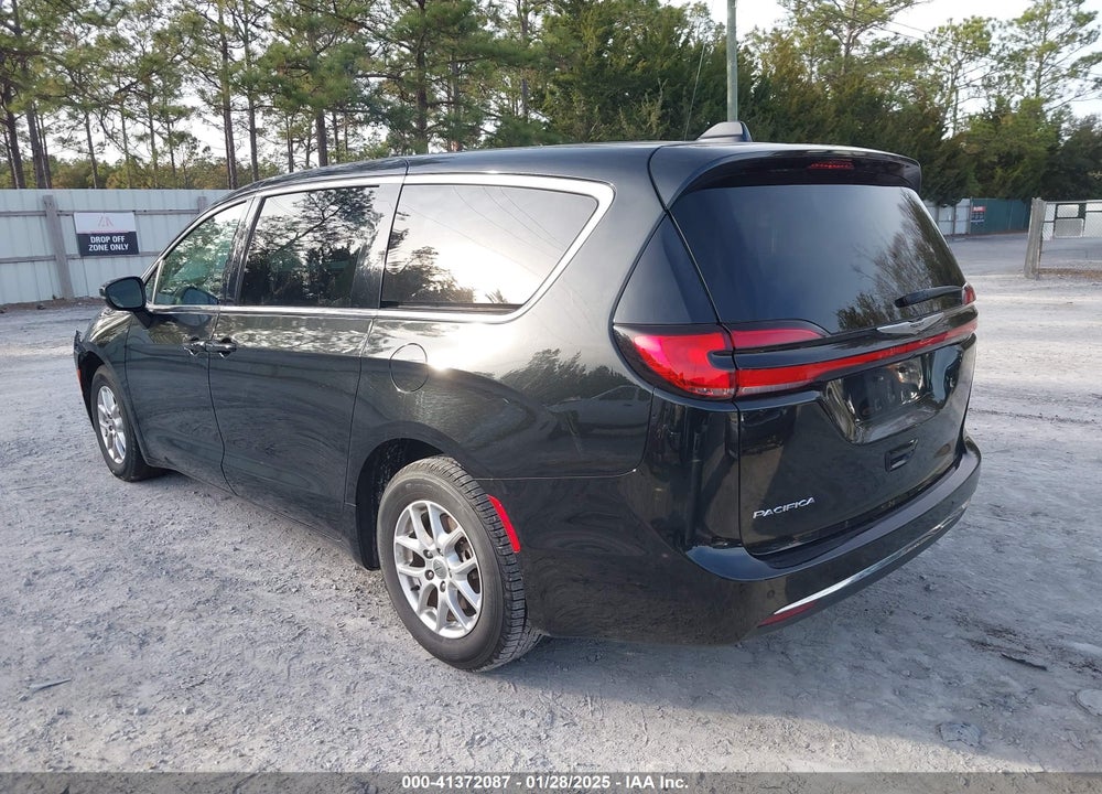 2023 CHRYSLER PACIFICA TOURING L VIN: 2C4RC1BG0PR516423