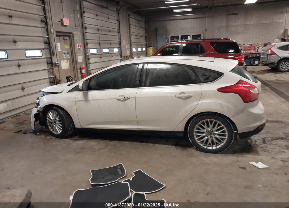 2014 FORD FOCUS VIN: 1FADP3N24EL184959