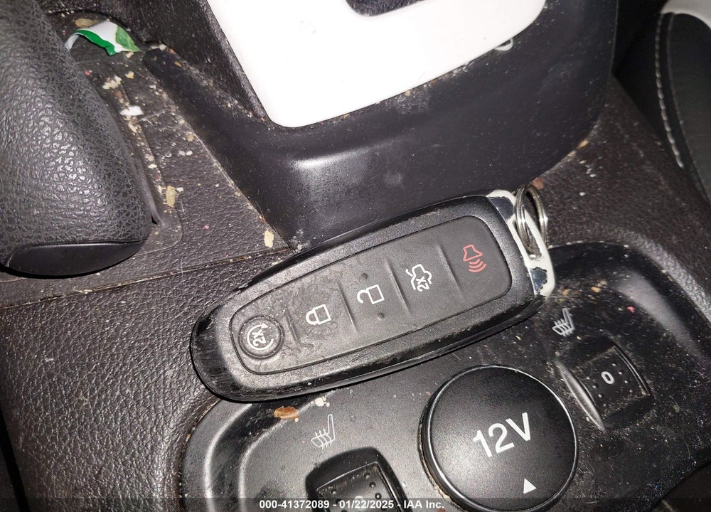 2014 FORD FOCUS VIN: 1FADP3N24EL184959