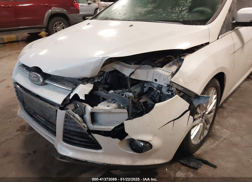 2014 FORD FOCUS VIN: 1FADP3N24EL184959