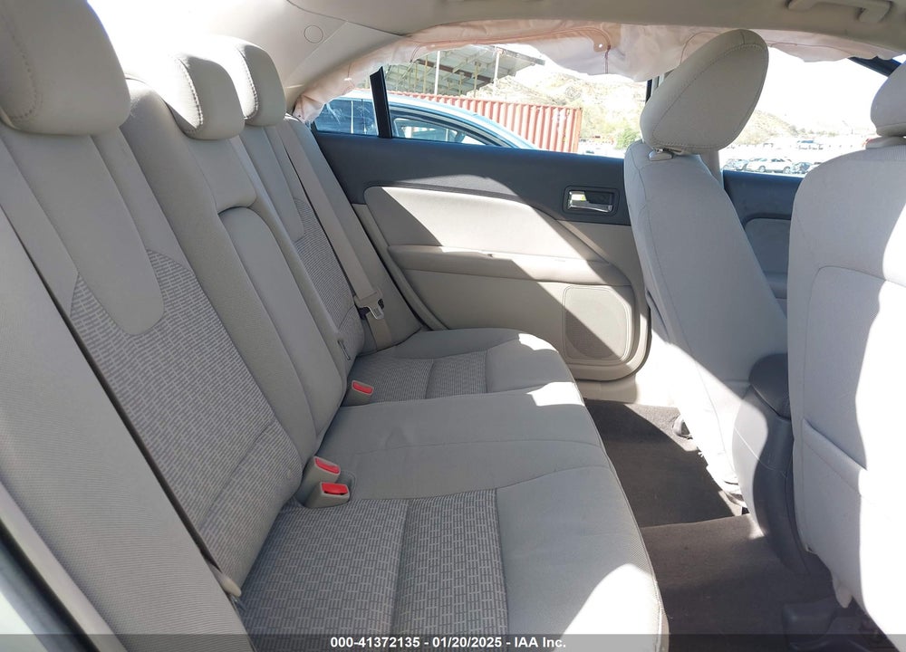 2010 FORD FUSION VIN: 3FAHP0HA8AR169878
