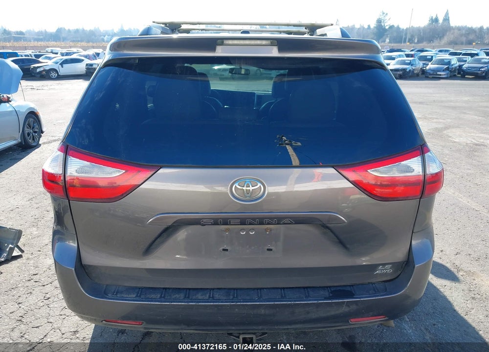 2017 TOYOTA SIENNA LE 7 PASSENGER VIN: 5TDJZ3DC2HS154993