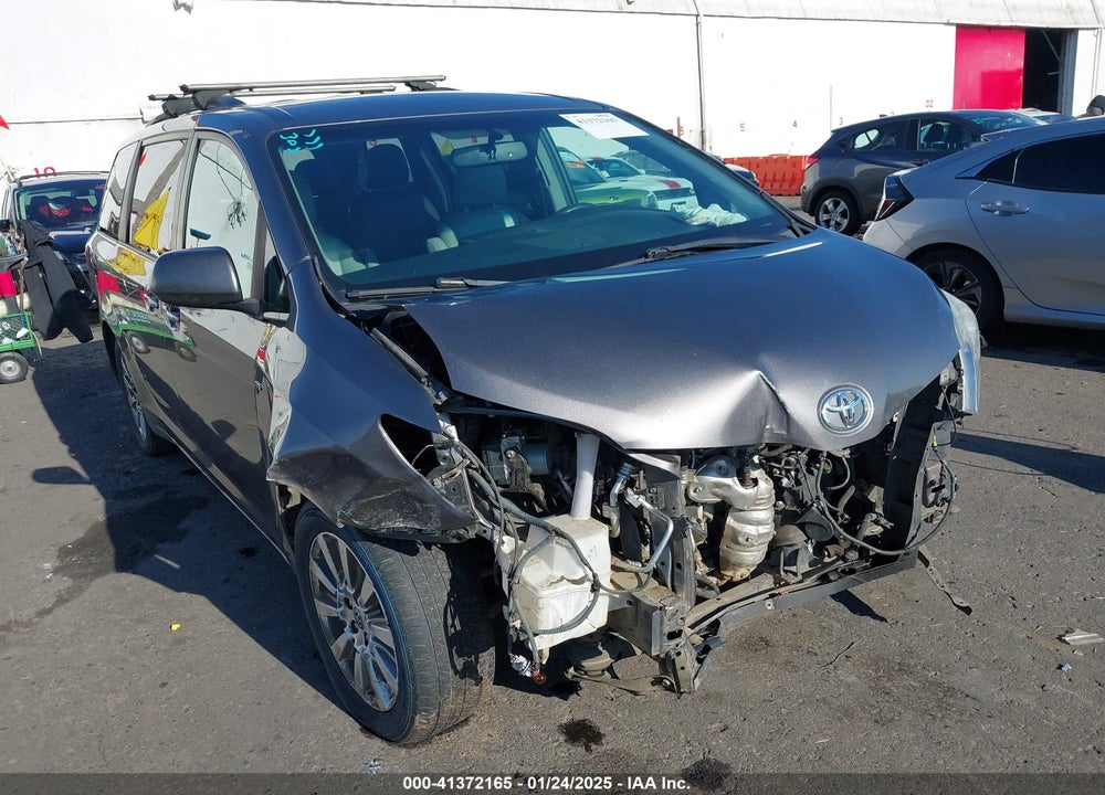 2017 TOYOTA SIENNA LE 7 PASSENGER VIN: 5TDJZ3DC2HS154993